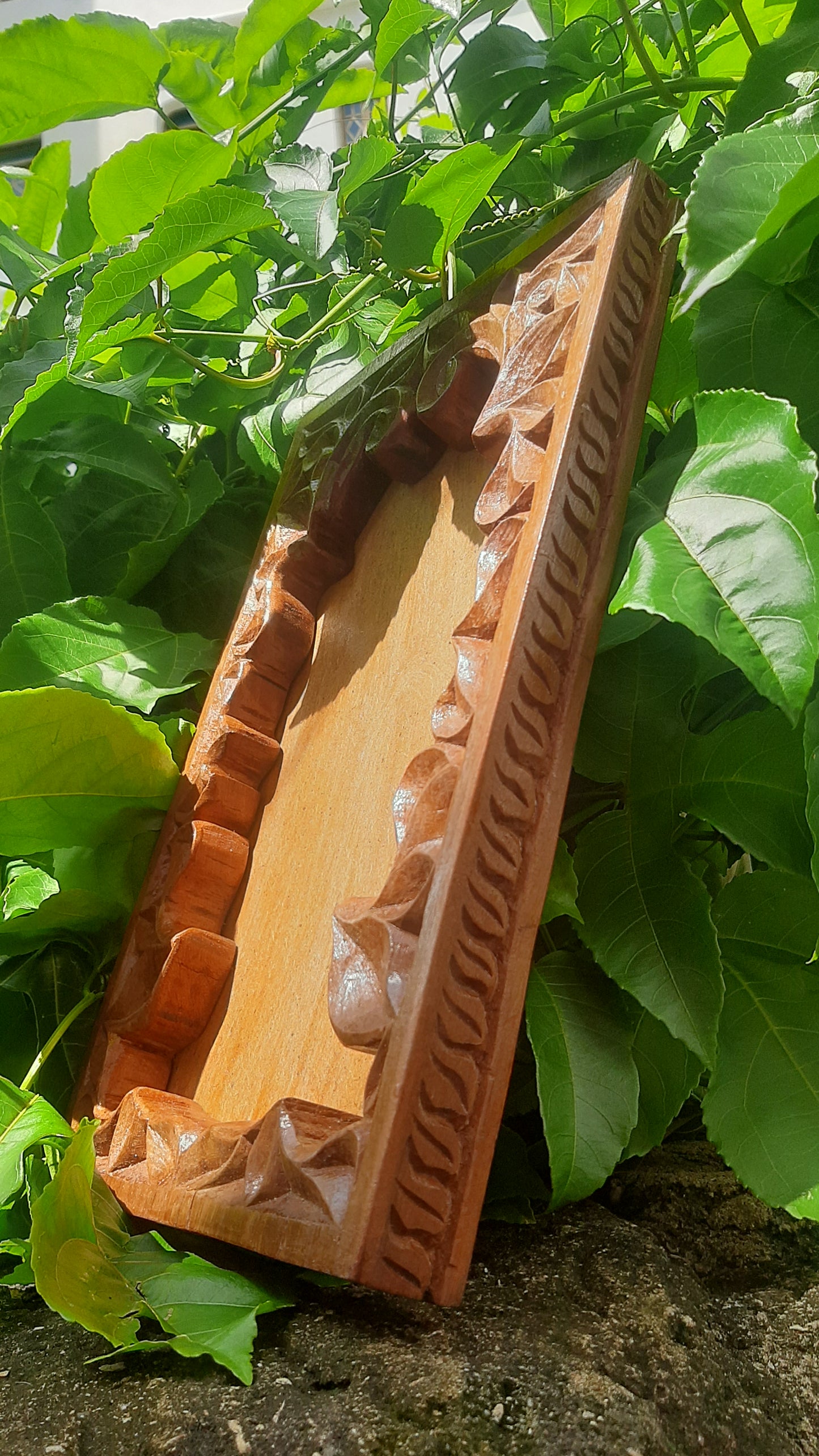 HANDCARVED SWAHILI WOODEN PICTURE FRAMES